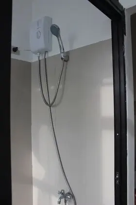 Budget Solo Room with Ensuite Restroom