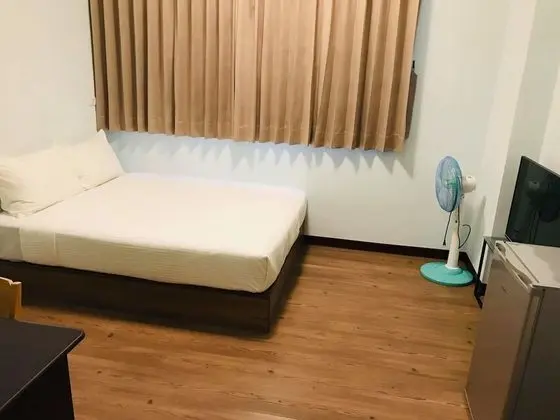 Basic Tek Büyük Yataklı Oda