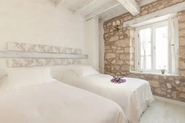 Standart Oda, Sokak Manzaralı, 1. Kat