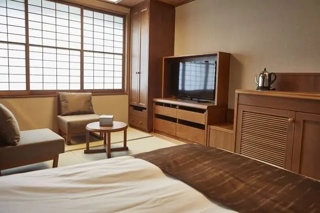 Tek Büyük Yataklı Oda (Japanese Style)