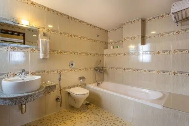 Super Deluxe Room