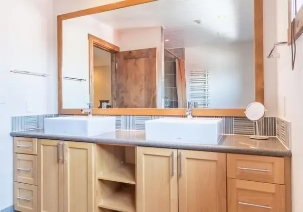Ev, 5 Yatak Odası (With 4 Bathroom)