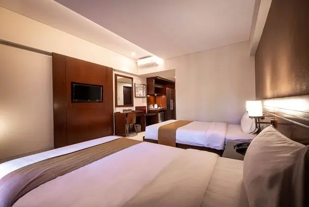 Deluxe Premier Room with Balcony