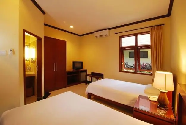 Deluxe Room with Garden View