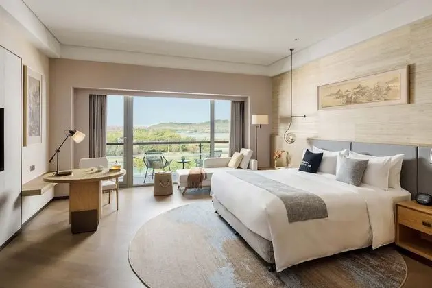 Oda, 1 En Büyük (King) Boy Yatak, Balkon, Göl Manzaralı