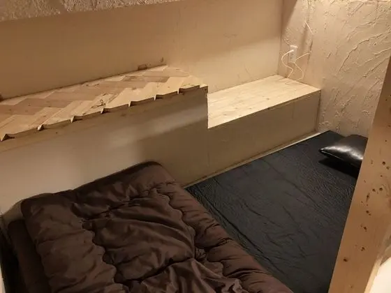 Basic Çatı Katı (Loft), 2 Tek Kişilik Yatak, Sigara İçilmez, Şehir Manzaralı
