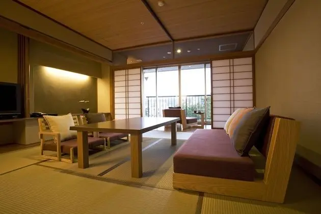Traditional Oda
