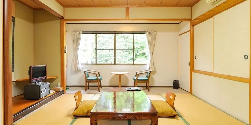 Traditional Oda (8-tatami mat size, with a toilet)