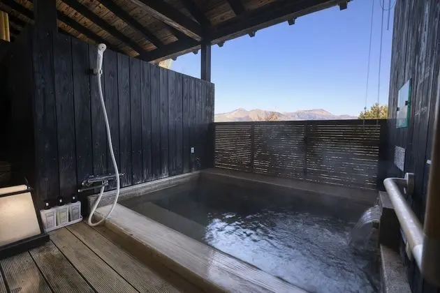 Superior Oda (Western-Style, Open-Air Bath)