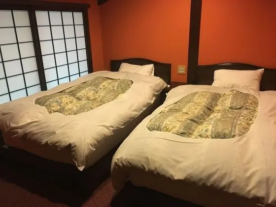 Traditional Oda, Sigara İçilebilir, Ortak Banyo (Japanese/Western Style)