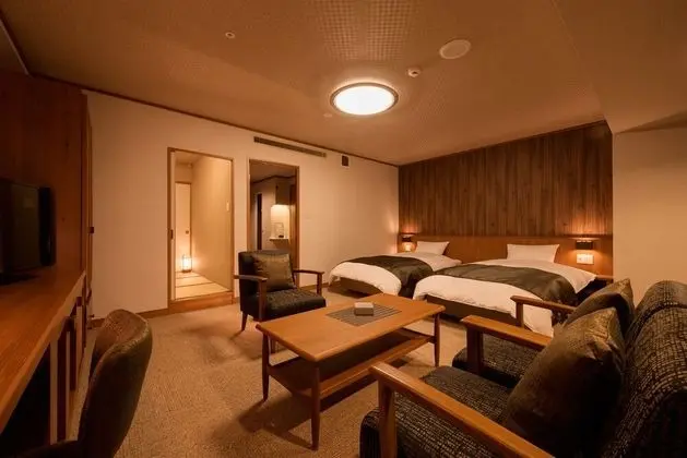 İki Ayrı Yataklı Oda, Sigara İçilmez