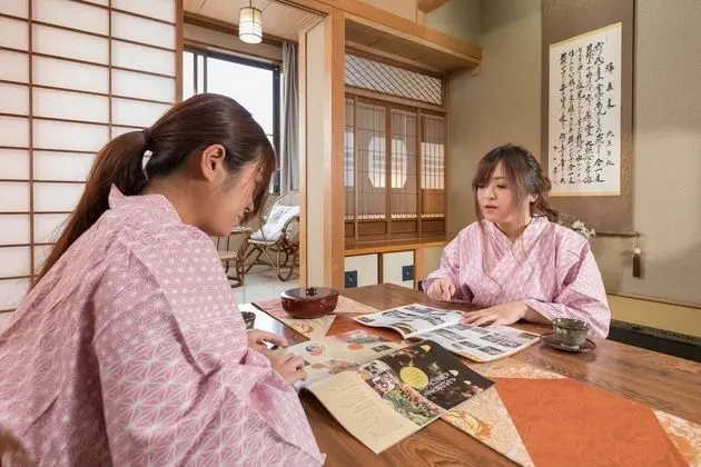 Traditional Oda (For 4 Guests)