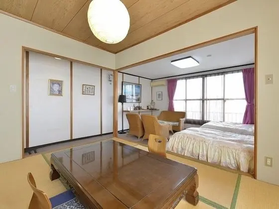 Family Oda (Japanese Western Style)
