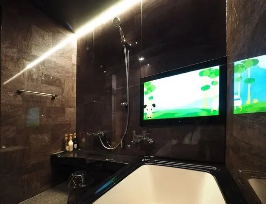 Junior Süit, Özel Banyo
