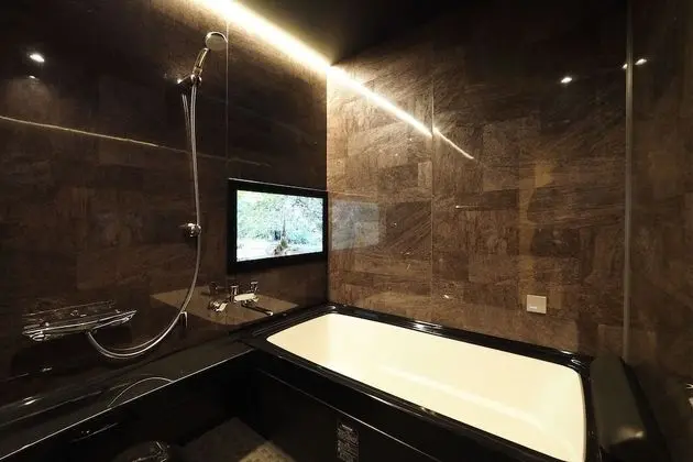 Junior Süit, Özel Banyo