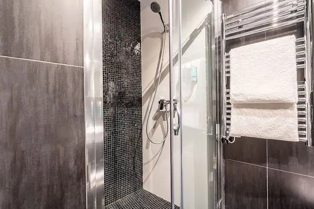 Superior Stüdyo, Şehir Manzaralı