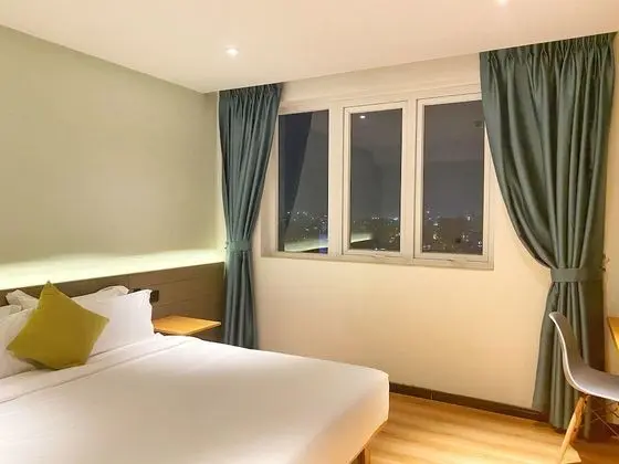 Business Tek Büyük Yataklı Oda, 1 En Büyük (King) Boy Yatak, Şehir Manzaralı