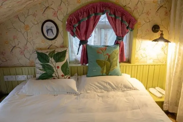 Design Tek Büyük Yataklı Oda