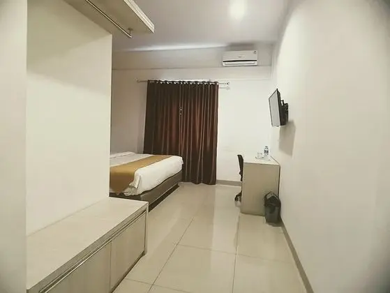 Superior Tek Büyük veya İki Ayrı Yataklı Oda