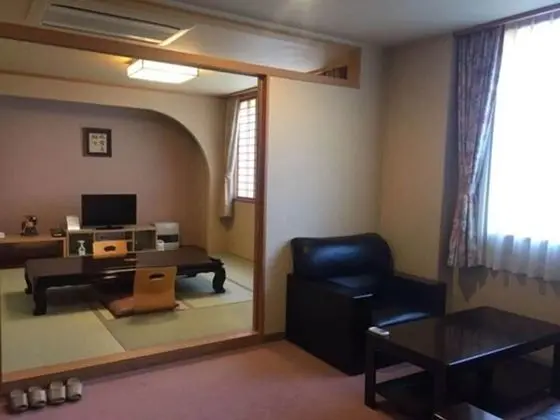 Traditional Oda (Japanese Style, for 4 People, Living)