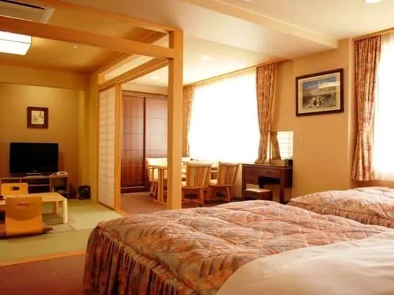 Traditional Süit (SP JP Style for 4 People, Living Twin)