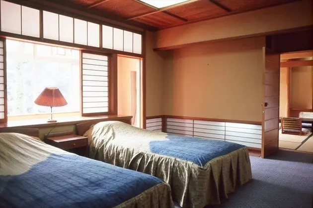 Oda, Vadi Manzaralı (Japanese Western Style Room)