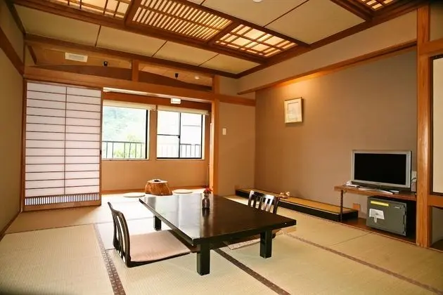 Traditional Oda (Japanese Style)