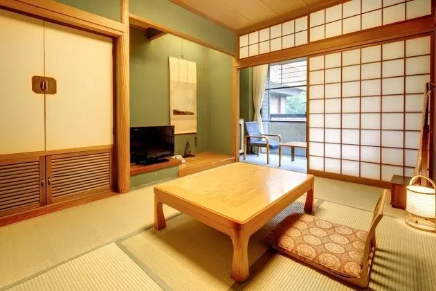 Traditional Oda, Sigara İçilebilir (Tiny, Japanese Style)