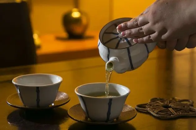 Traditional Oda, Sigara İçilebilir (Tiny, Japanese Style)