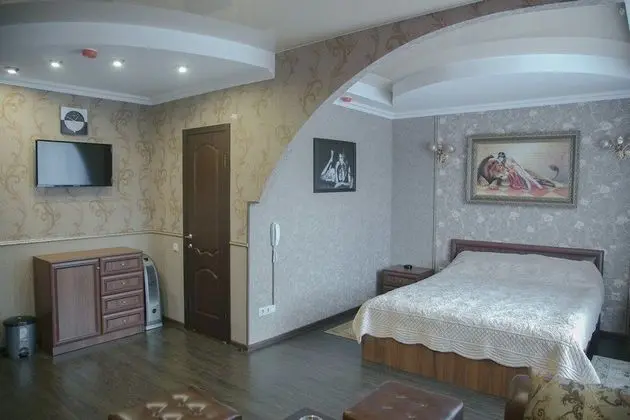 Deluxe Tek Büyük Yataklı Oda