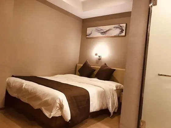 Comfort Tek Büyük Yataklı Oda