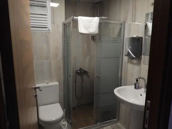 Ekonomik Oda, Göl veya Kara Manzaralı