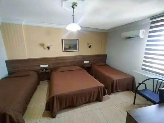 Oda, 1 Yatak Odası, Sigara İçilebilir, Köşe