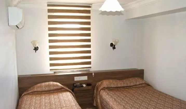 Standard Üç Kişilik Oda