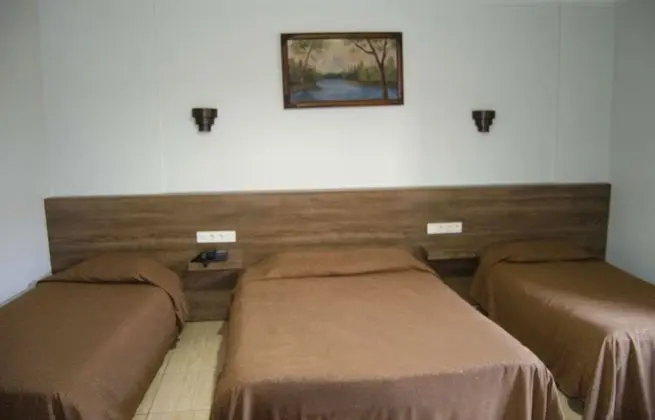 Standard Üç Kişilik Oda