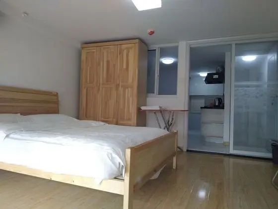 Business Tek Büyük Yataklı Oda