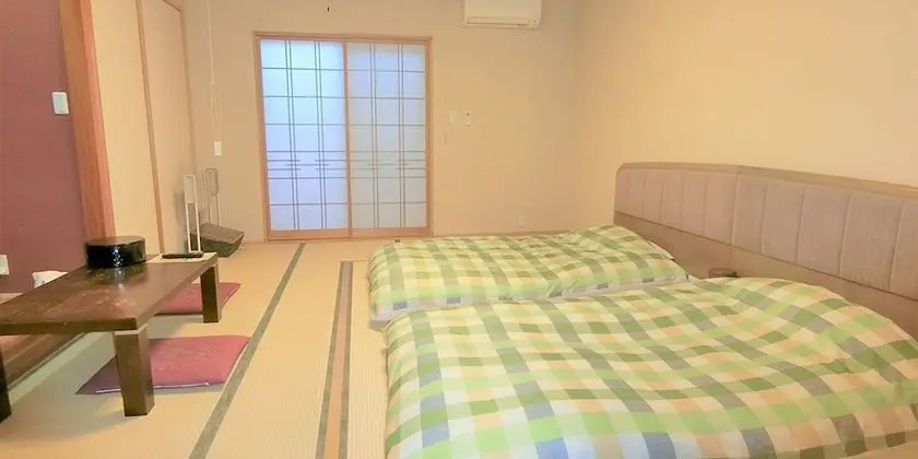 Traditional Oda, Sigara İçilmez, Buzdolabı (Japanese Room 101)