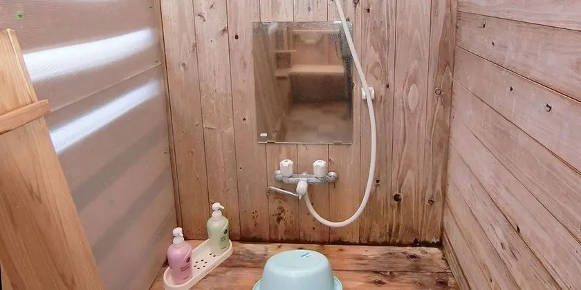 Traditional Oda, Sigara İçilmez, Buzdolabı (Japanese Room 101)