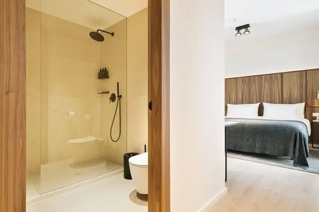 Comfort Tek Büyük veya İki Ayrı Yataklı Oda
