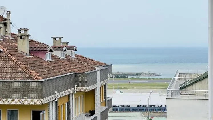 City Süit, 1 En Büyük (King) Boy Yatak ve Çekyat, Balkon, Kısmi Deniz Manzaralı