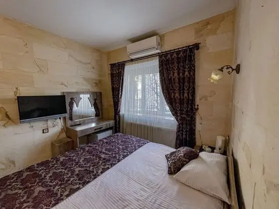 Economy Tek Büyük Yataklı Oda