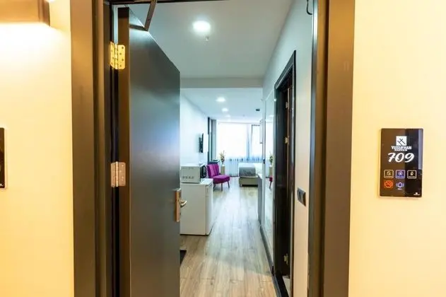 Aile Suiti, Şehir veya Dağ Manzaralı, Mutfaklı