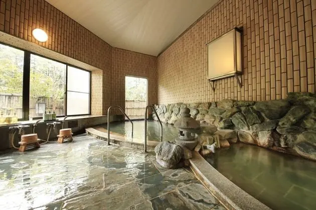 Superior Oda, Sigara İçilmez, Ortak Banyo