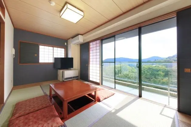 Traditional Oda (Japanese-style, for 6 guests)
