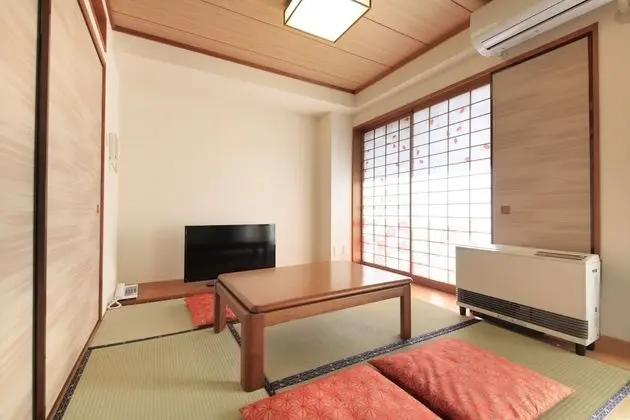 Traditional Oda (Japanese-style, for 6 guests)