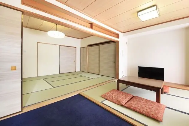 Traditional Oda (Japanese-style, for 6 guests)