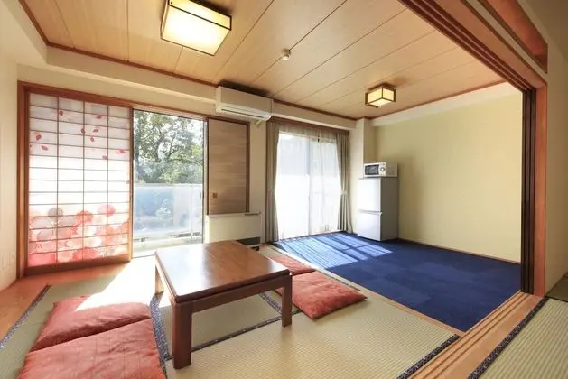 Traditional Oda (Japanese-style, for 6 guests)
