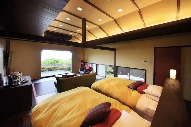 İki Ayrı Yataklı Oda, Avlu Manzaralı (Japanese Western + Futon, OpenAirBath)