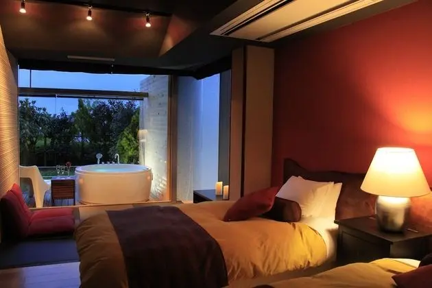 İki Ayrı Yataklı Oda, Avlu Manzaralı (Japanese Western + Futon, OpenAirBath)