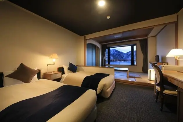 Comfort Oda (Japanese Western Style, 5 Guests)